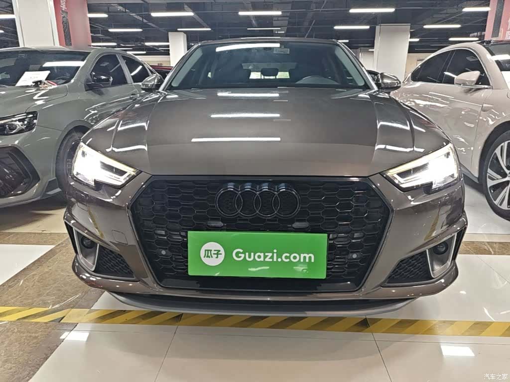 Audi A4L, 2020 3