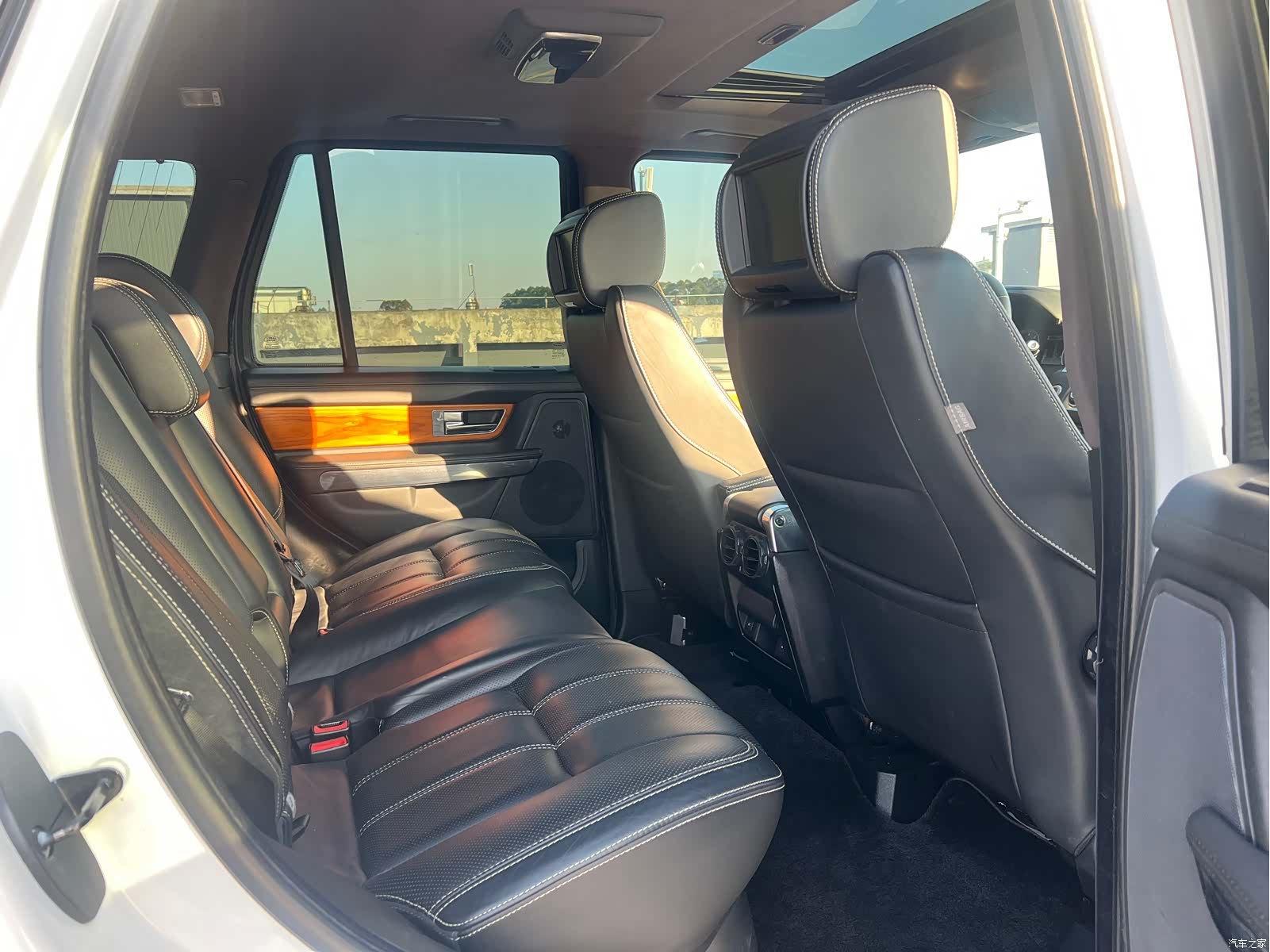 Land Rover Range Rover, 2012 15