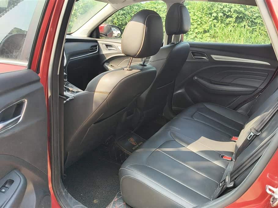 Roewe RX3