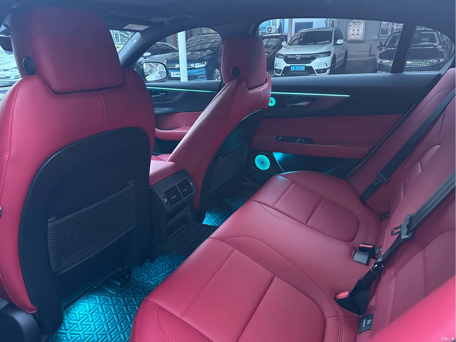 Land Rover XEL, 2023 9