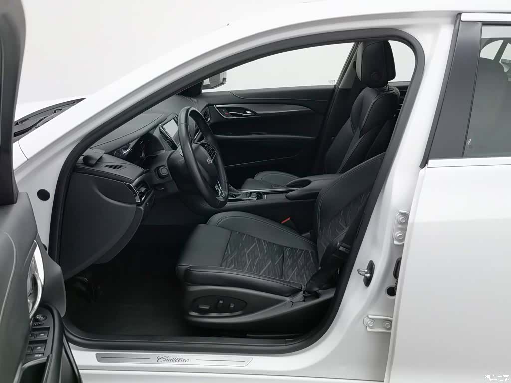 Cadillac ATS-L, 2017 10