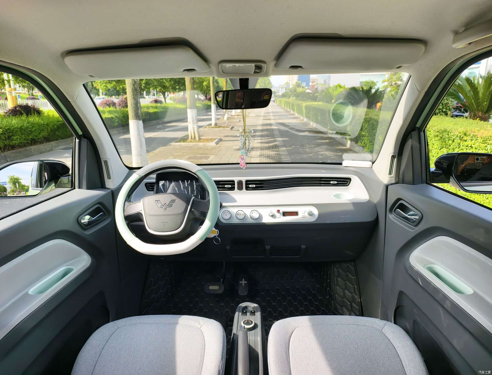 Wuling MINIEV, 2022 12
