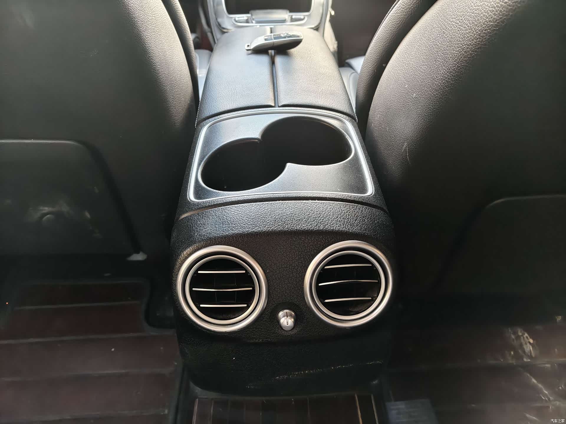 Mercedes-Benz E-Class, 2019 30