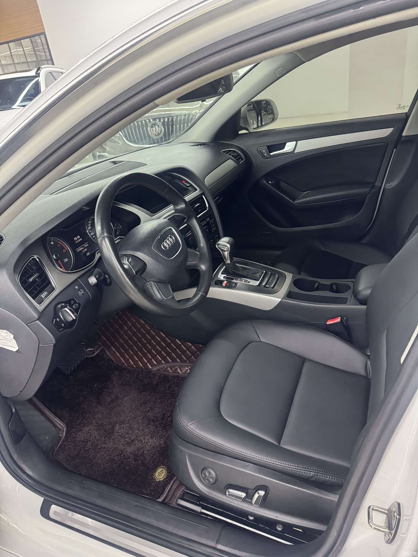 Audi A4L, 2014 4
