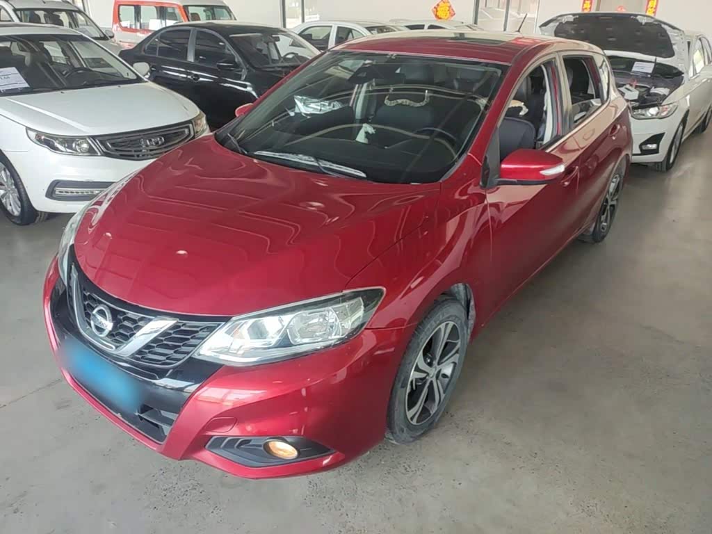 Nissan TIIDA