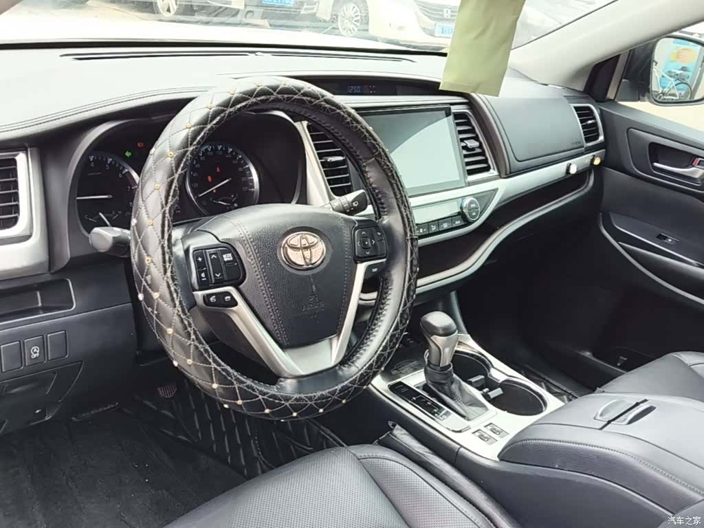 Toyota Highlander, 2015 10