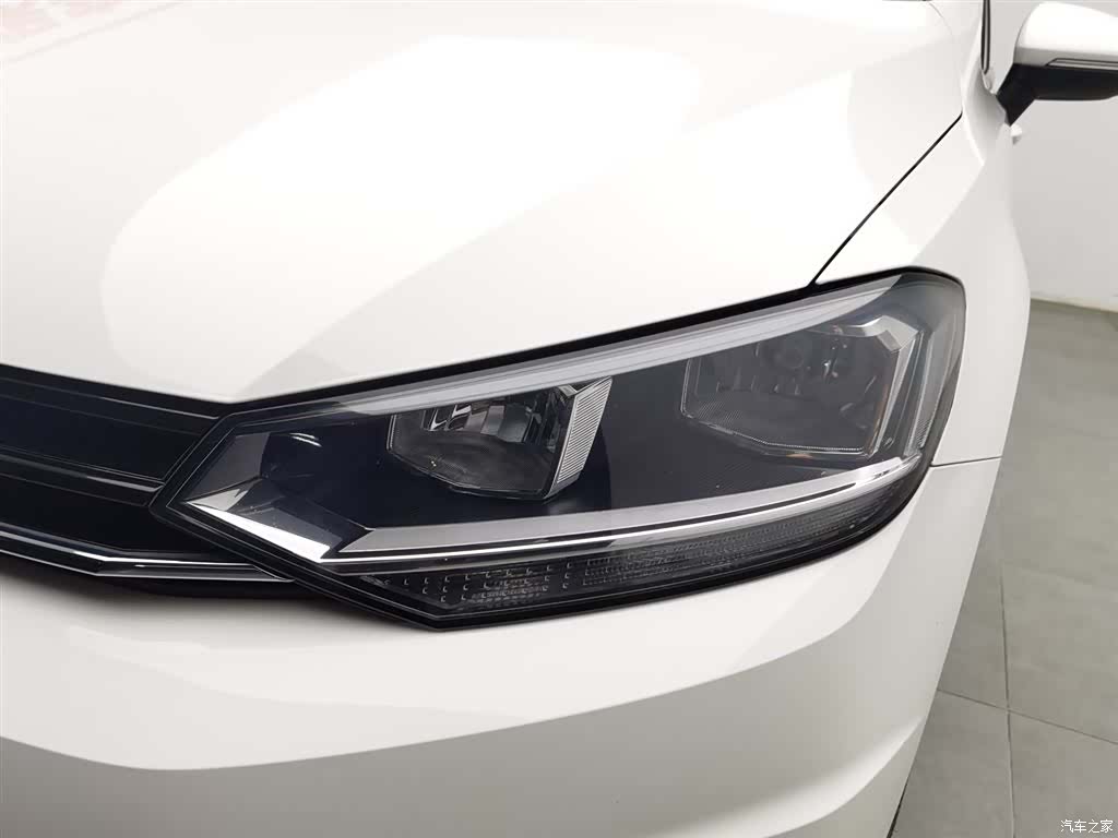 Volkswagen L, 2016 7
