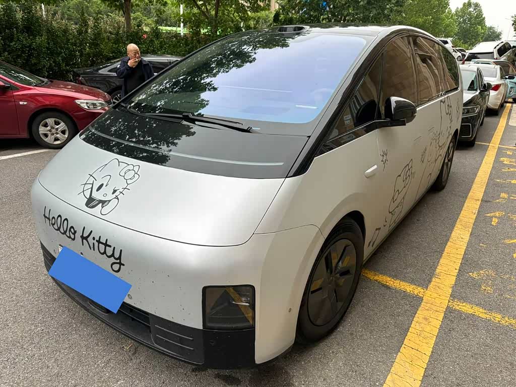 Li Auto MEGA