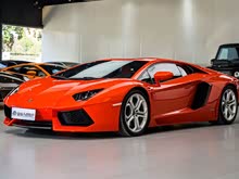 Aventador 2011�� LP 700-4