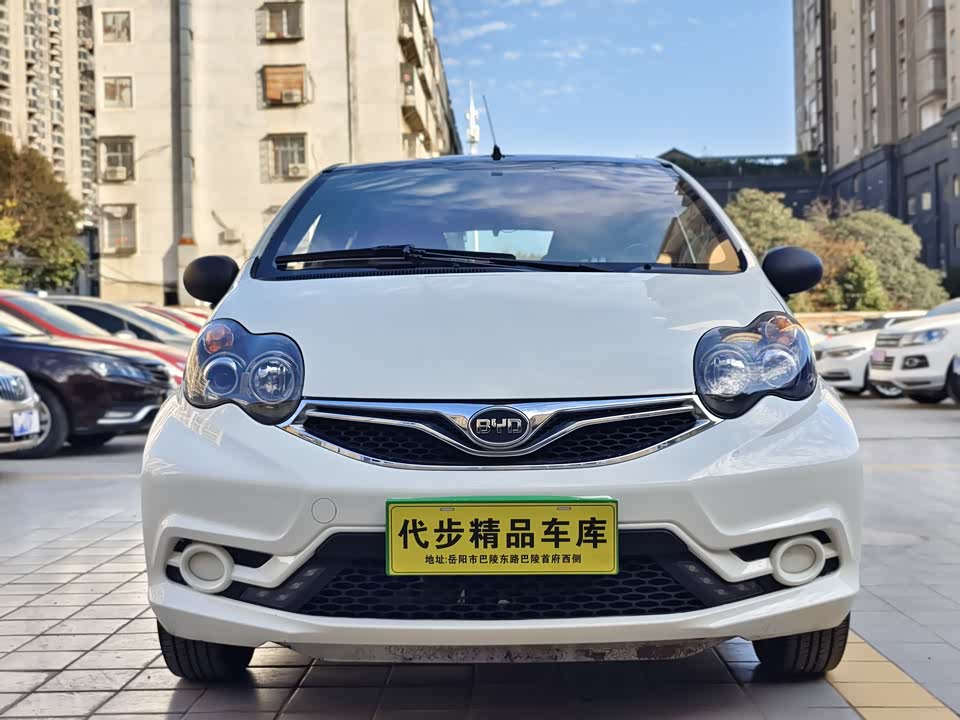 BYD F0