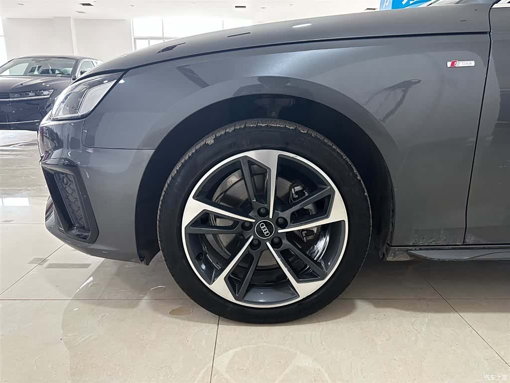 Audi A4L, 2024 31