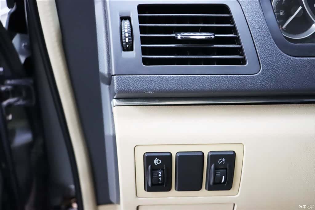 BAIC E Series, 2014 14