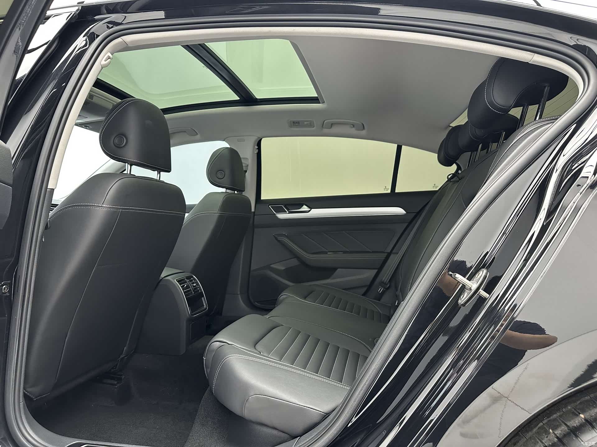 Volkswagen Magotan, 2024 6