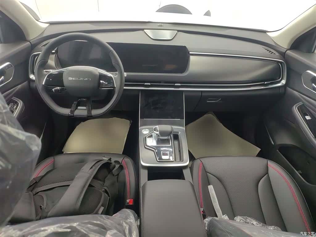 BAIC X7, 2025 10