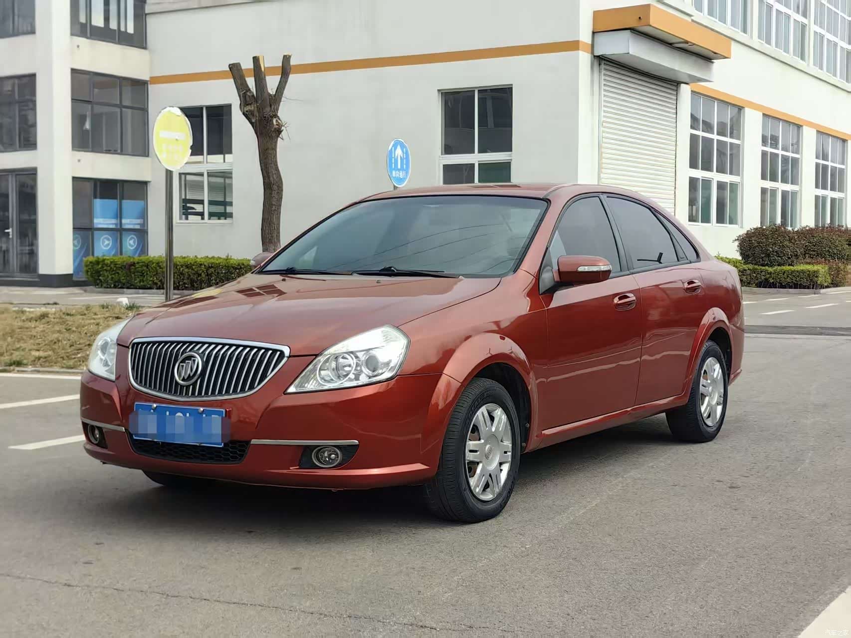 Buick 1.6LX-AT, 2012 1