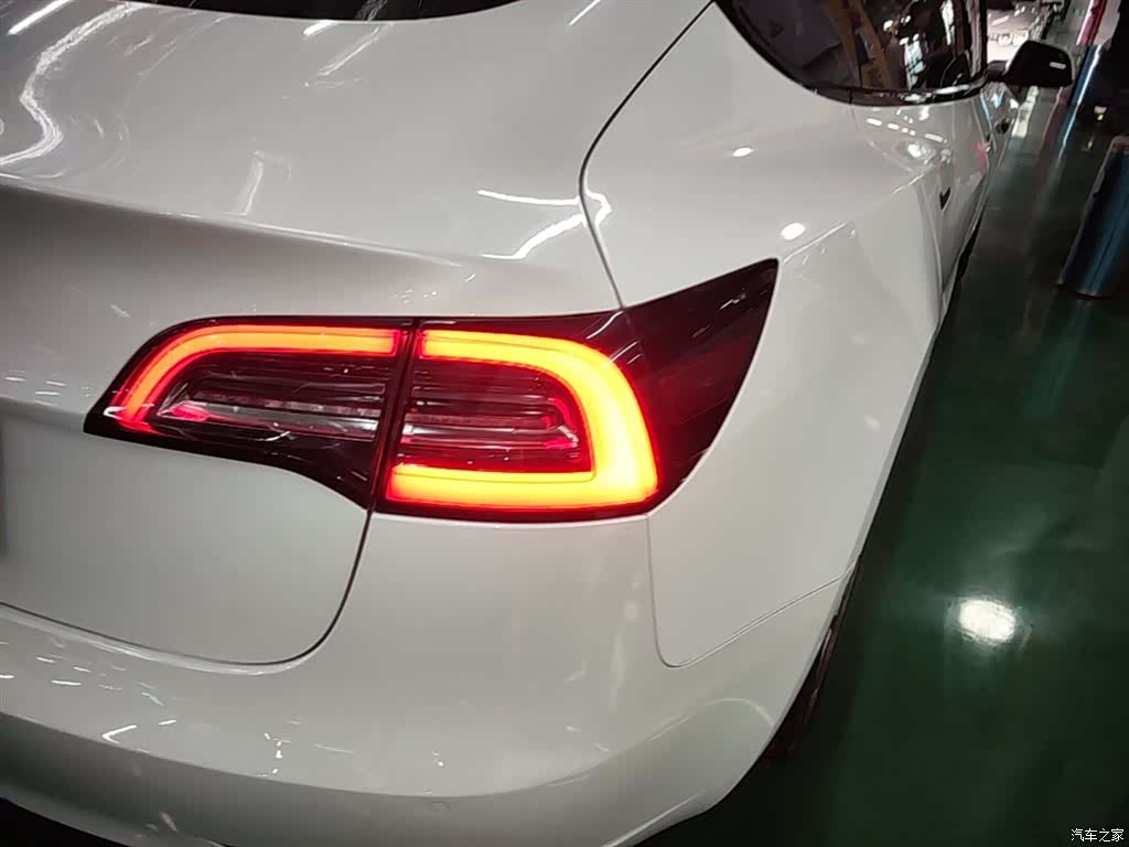 Tesla Model 3, 2020 8