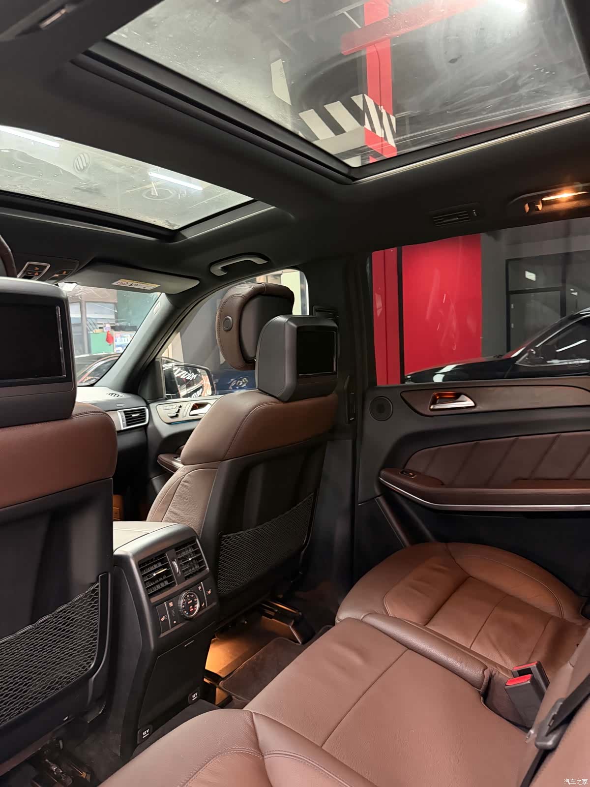 Mercedes-Benz GL-Class, 2015 18