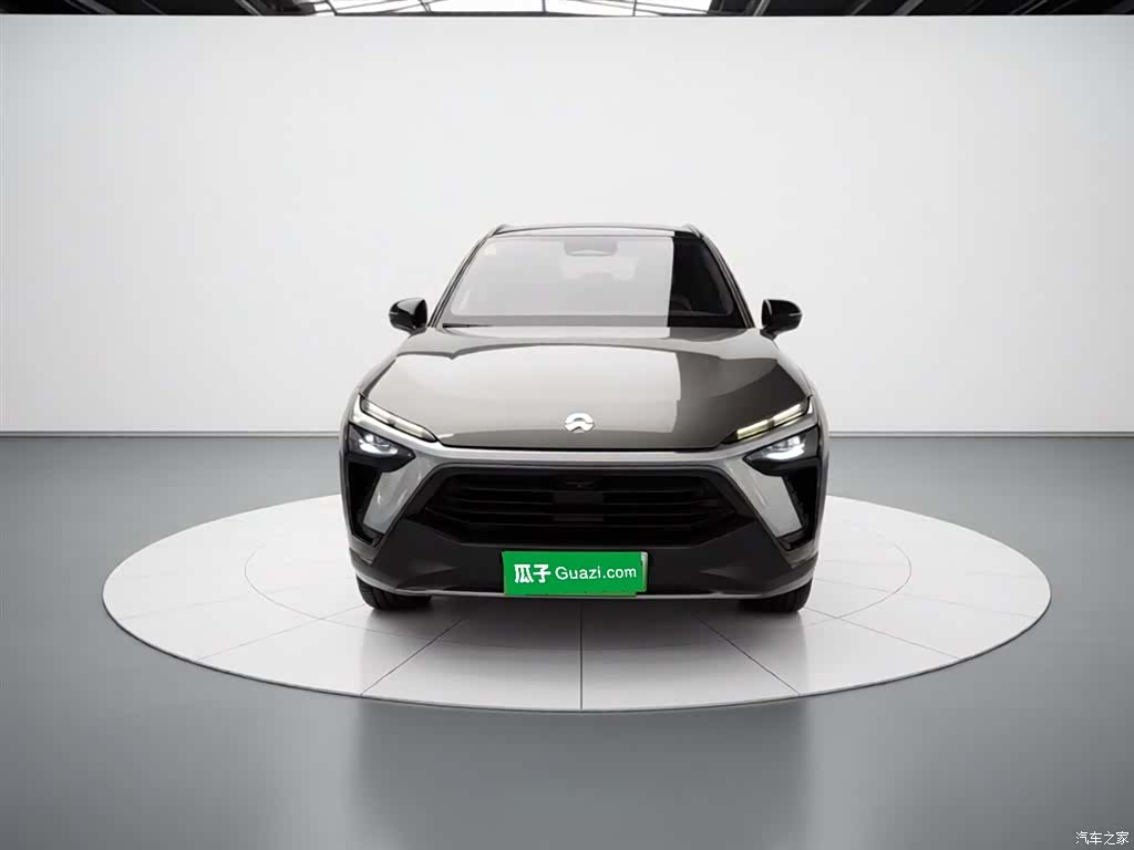 NIO ES8, 2021 3