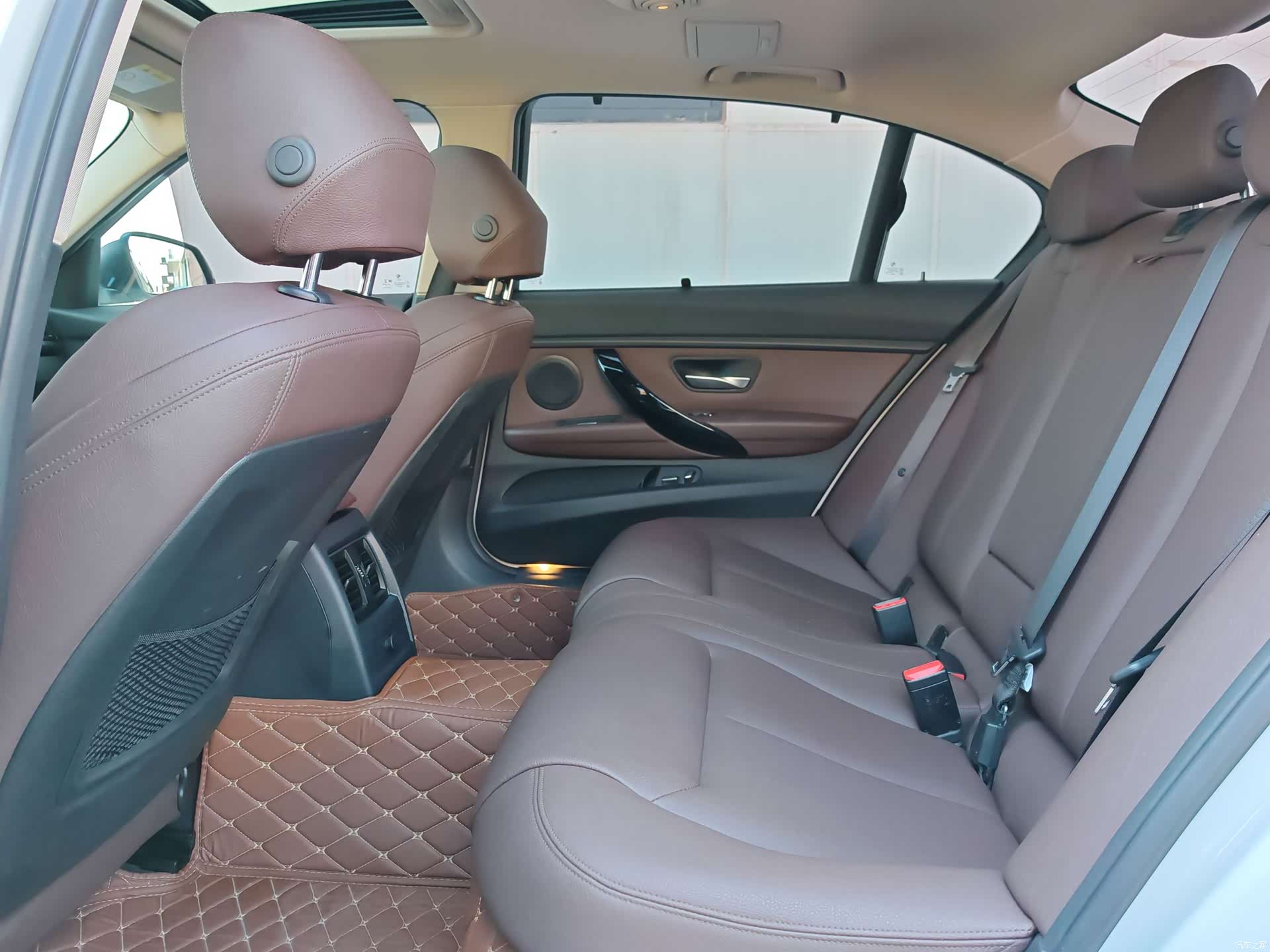 BMW 3 Series, 2018 17