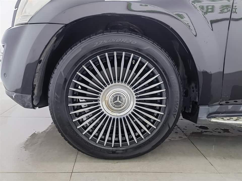 Mercedes-Benz GL grade