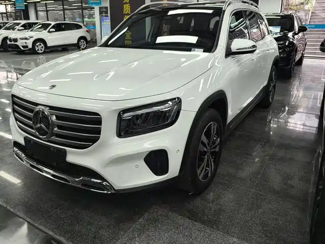 Mercedes-Benz GLB 2024 — купить из Китая под заказ
