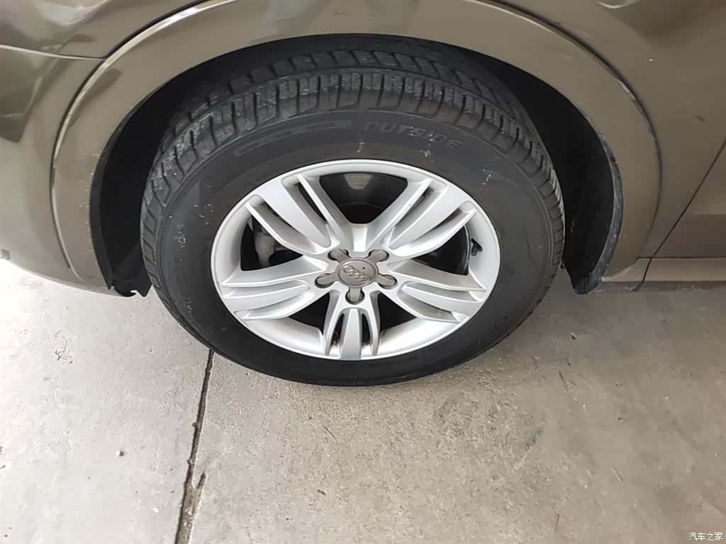 Audi Q3, 2014 23