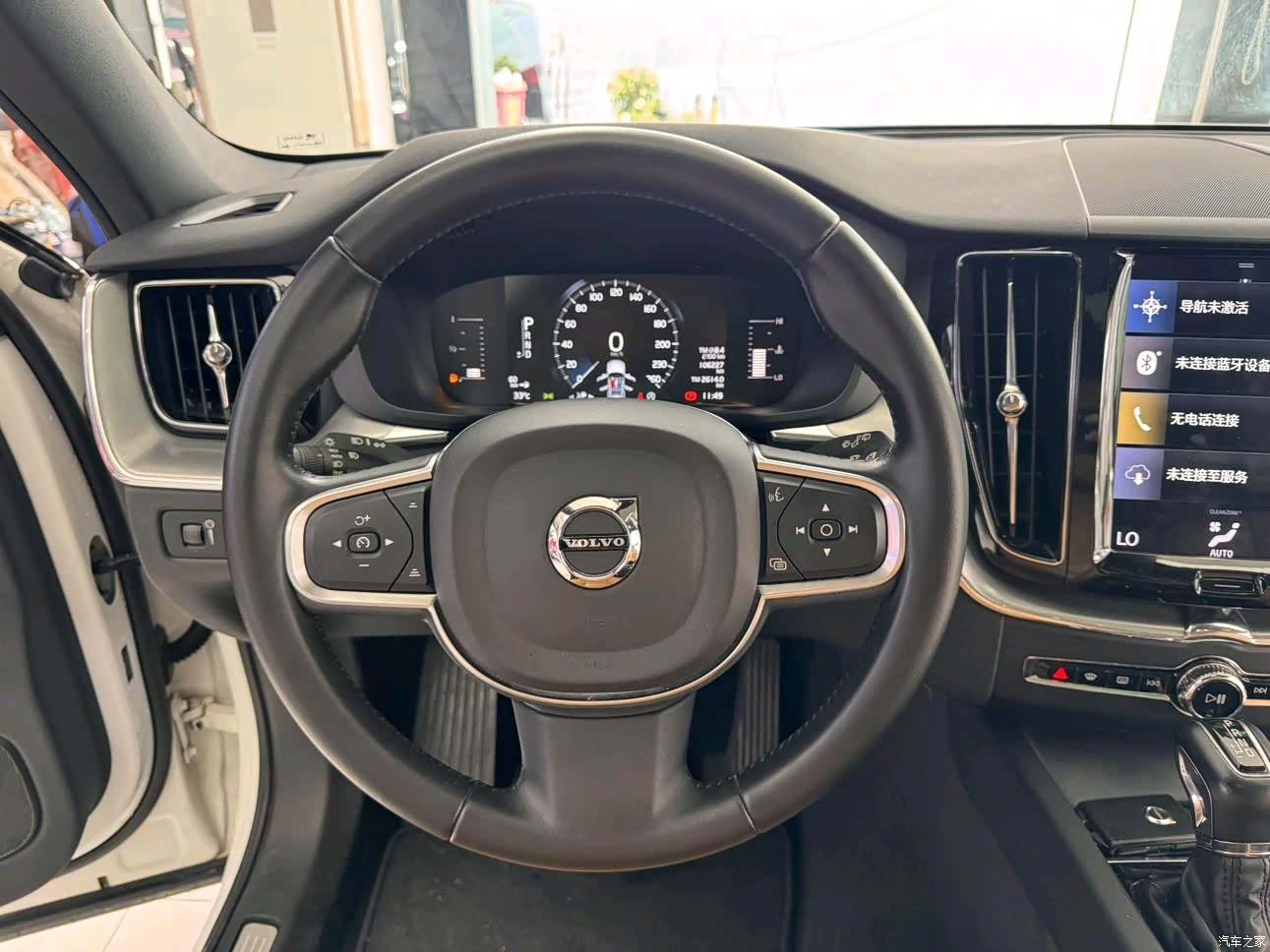 Volvo XC60, 2018 9