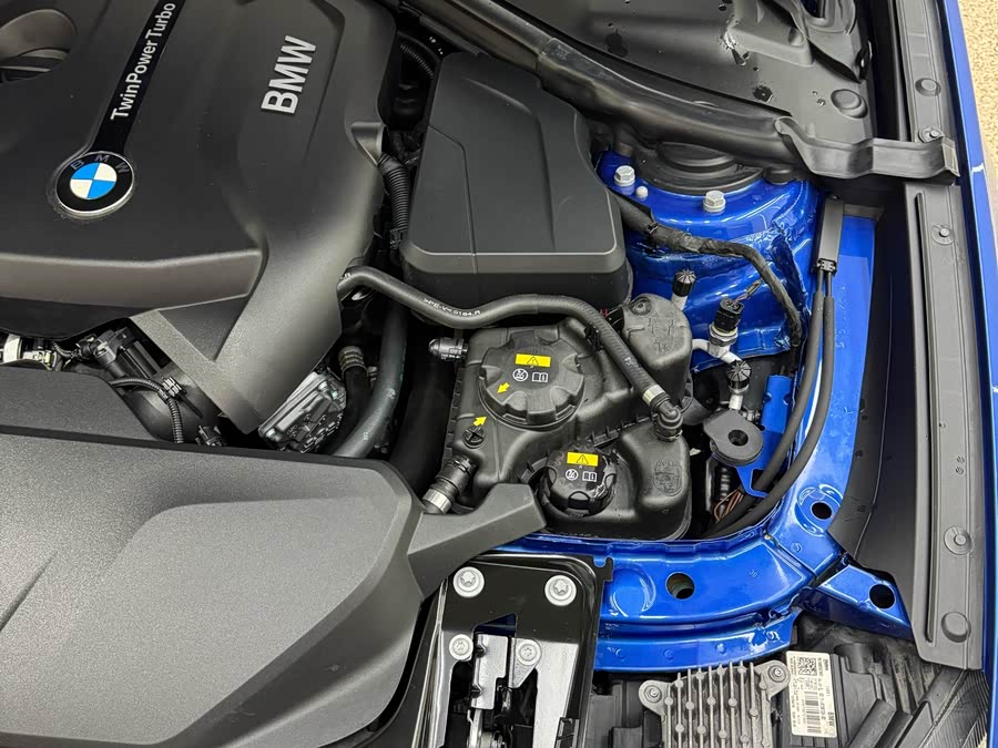 BMW 3 Series GT 2019, фото 37