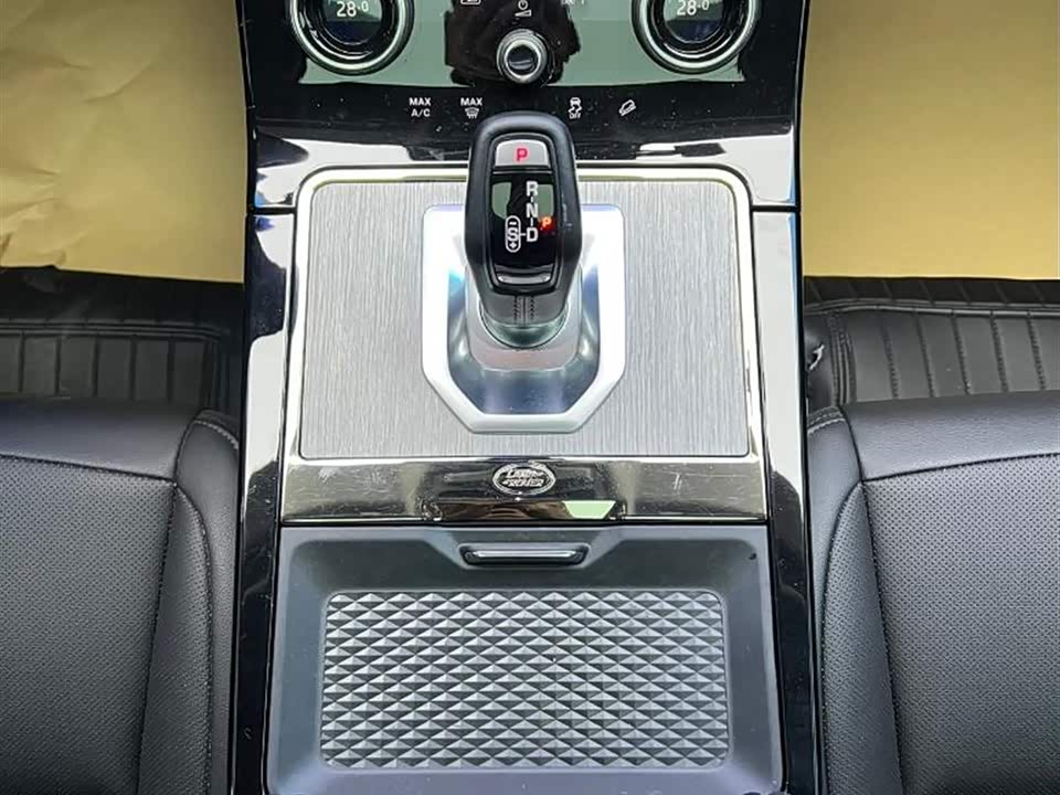 Land Rover Range Rover Aurora