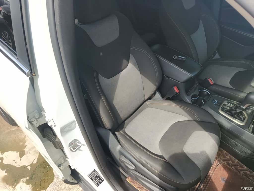 Jeep Cherokee, 2016 25