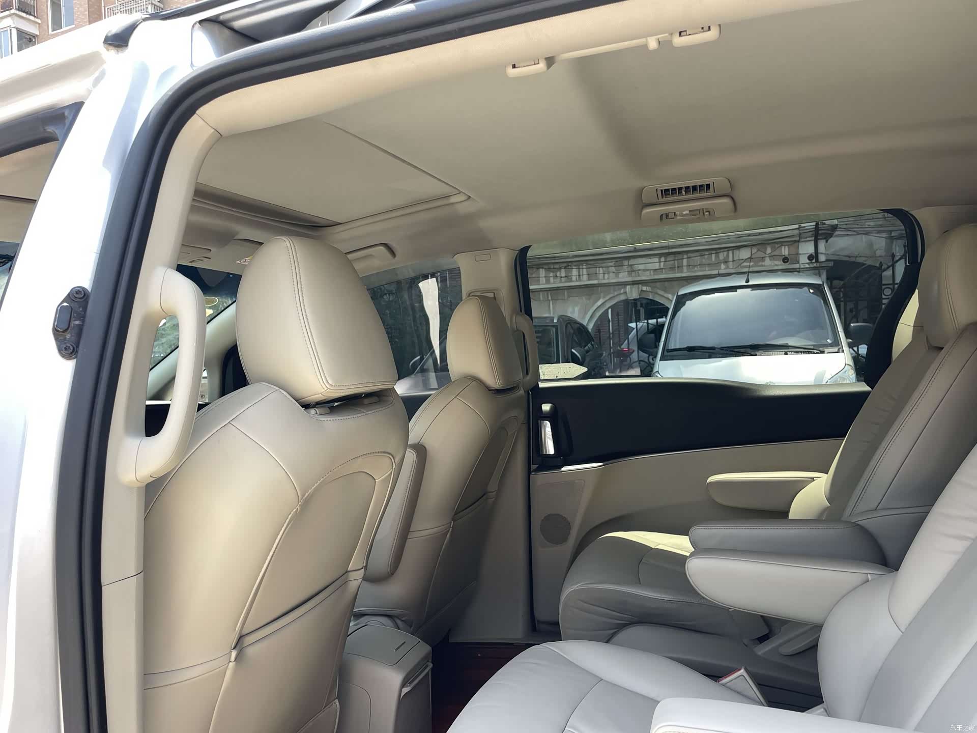 Buick GL8, 2017 18
