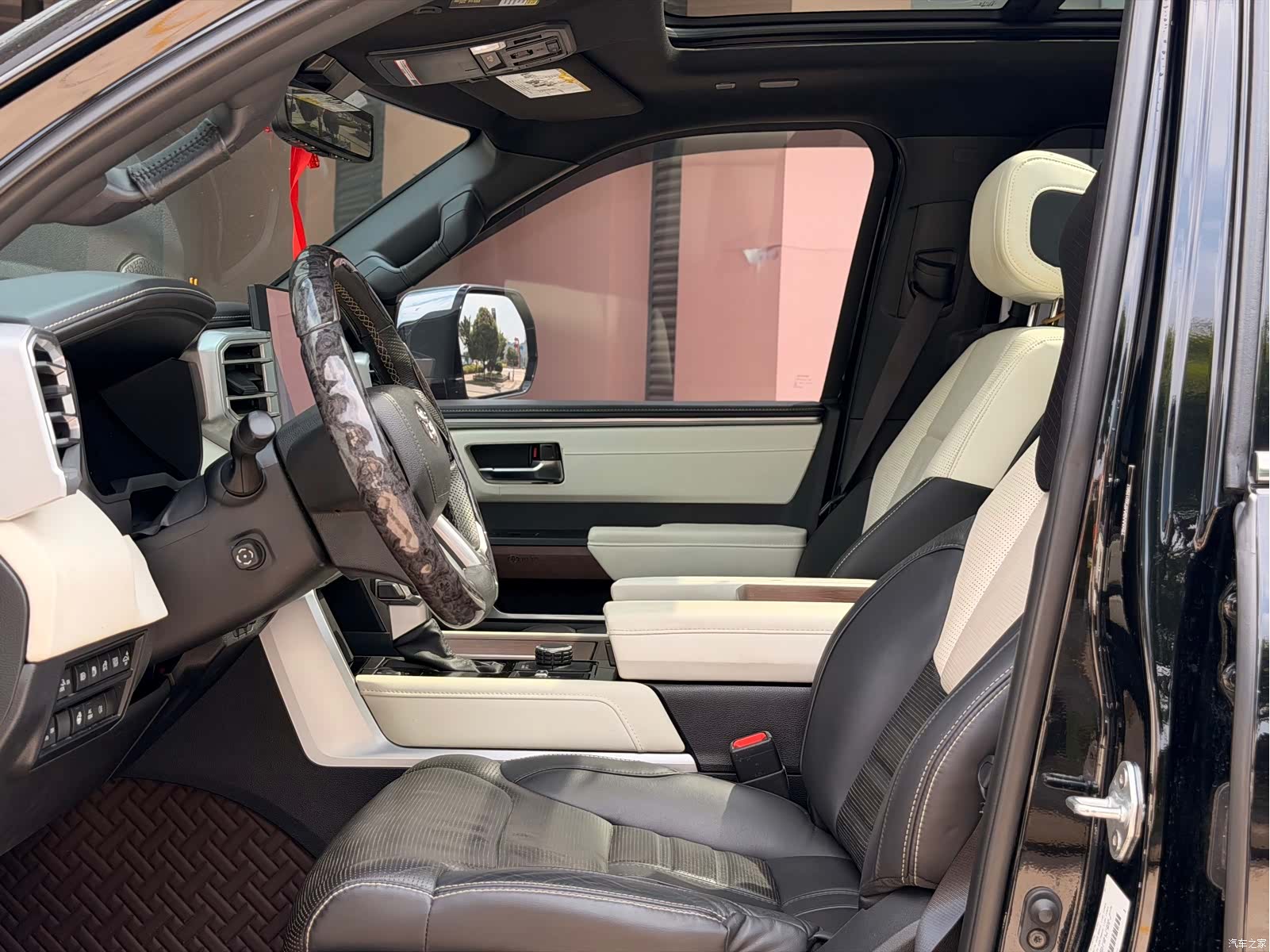 Toyota Sequoia, 2024 11
