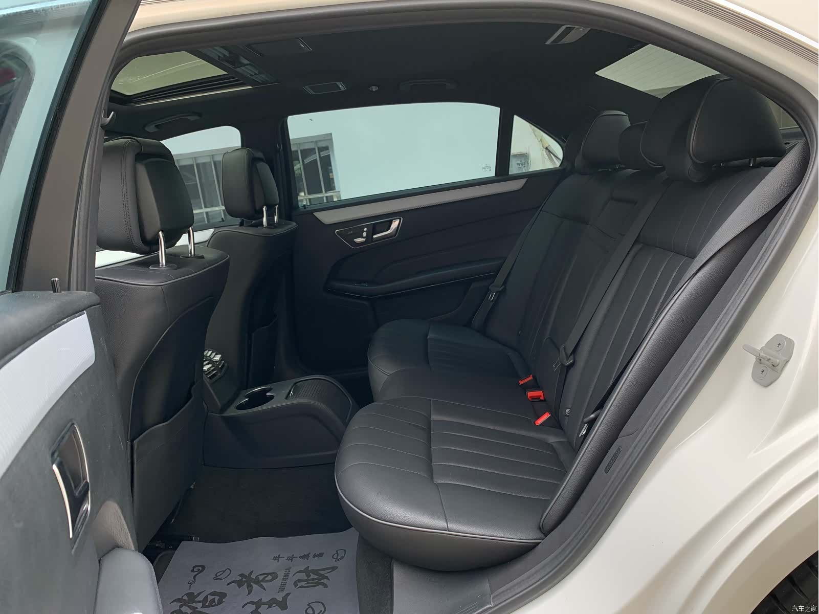 Mercedes-Benz E-Class, 2016 7