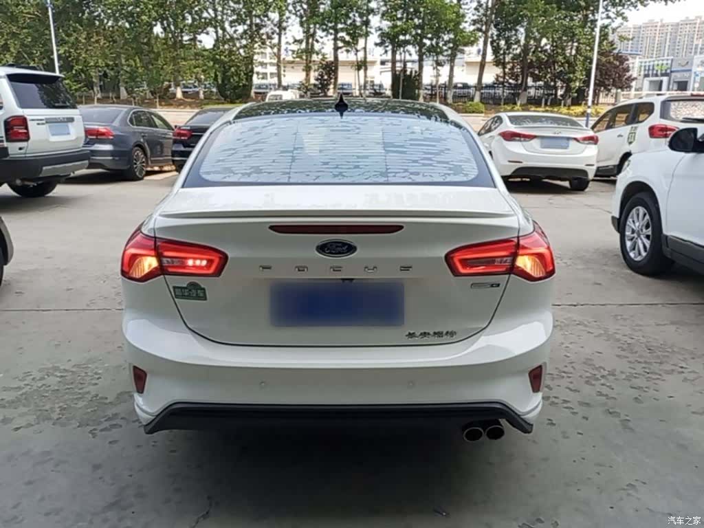 Ford Focus, 2019 6