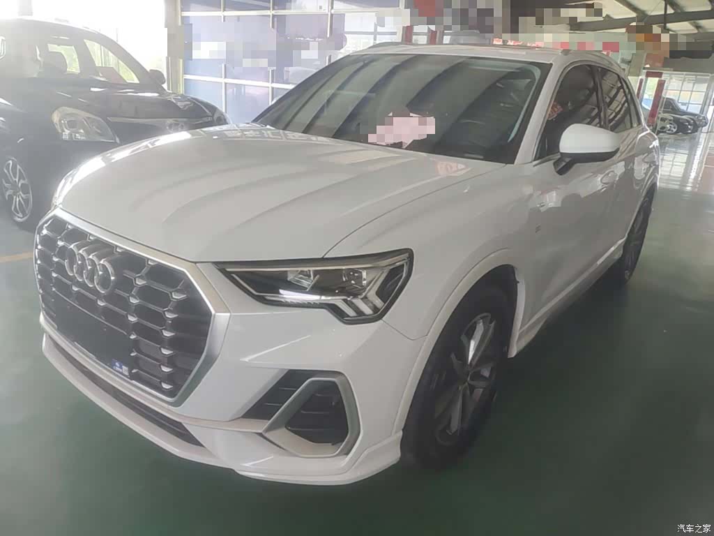 Audi Q3, 2022 1