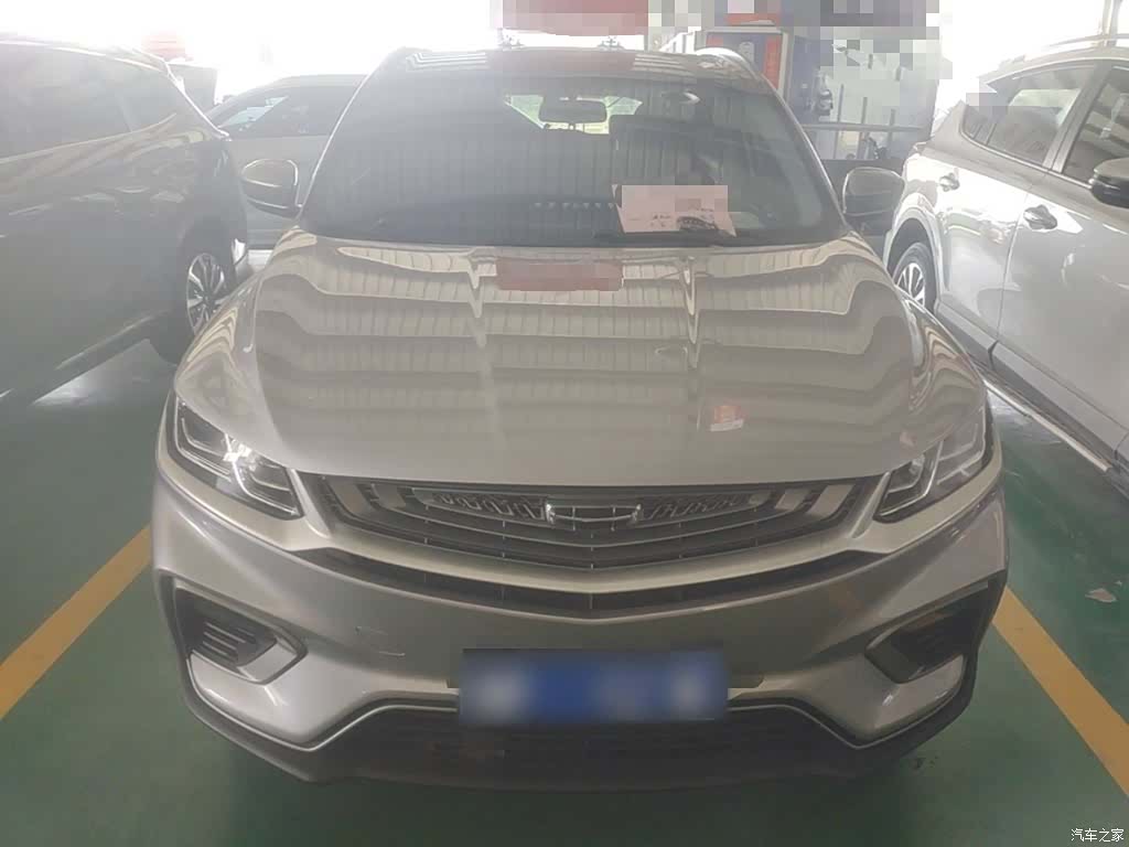 Geely Coolray, 2021 3