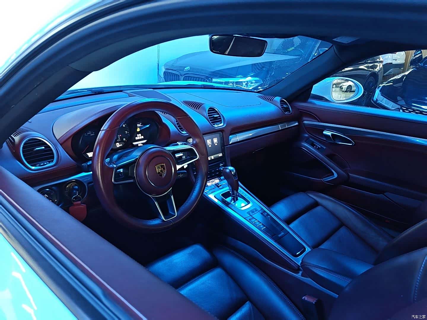 Porsche Cayman, 2018 8