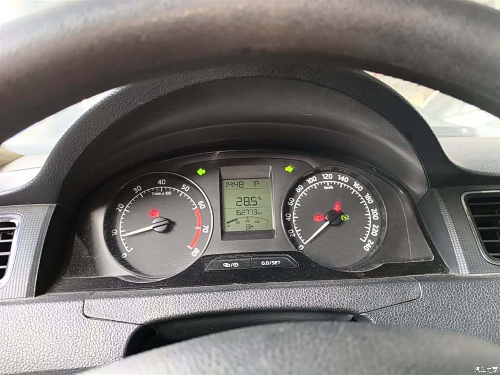 Skoda Rapid, 2014 12