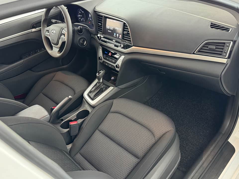 Hyundai Lead