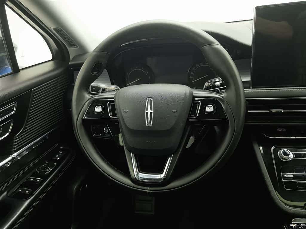 Lincoln Corsair, 2020 11