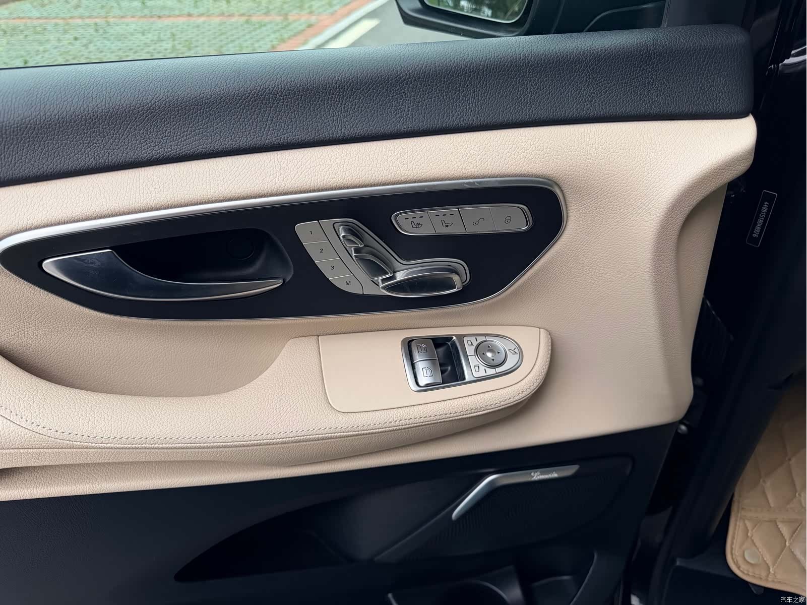 Mercedes-Benz V-Class, 2018 6