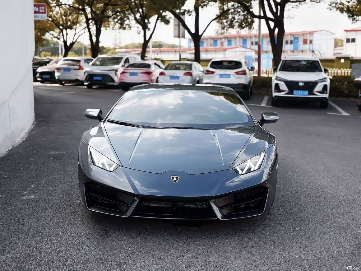 Lamborghini Coupe, 2017 10