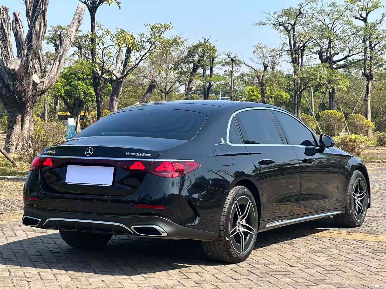 Mercedes-Benz E-Class, 2025 9