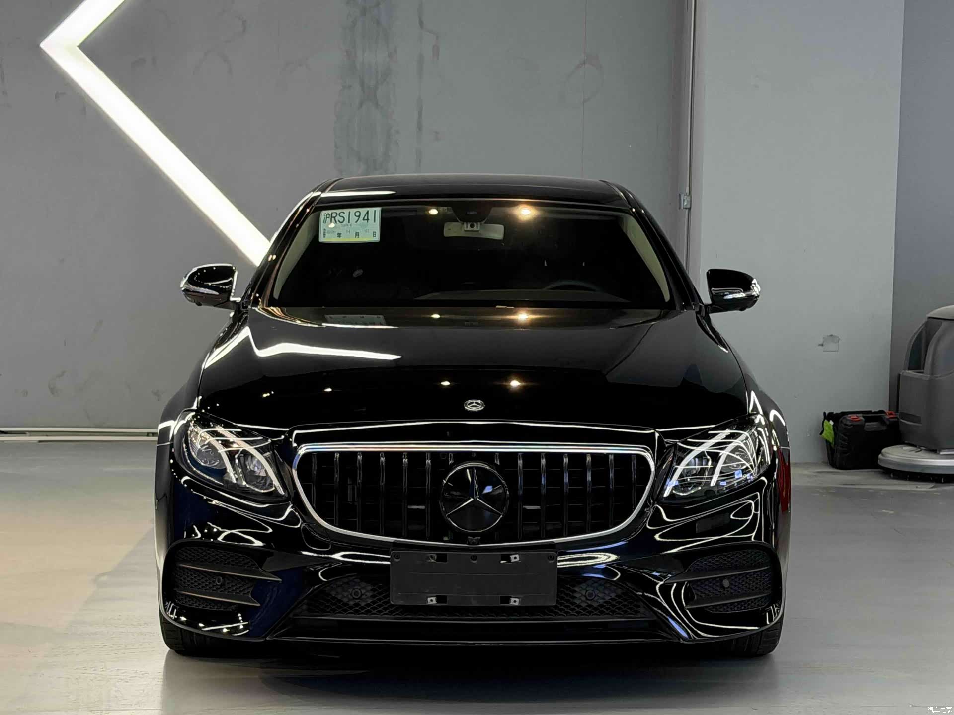 Mercedes-Benz E-Class, 2019 2