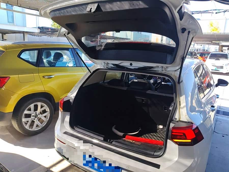 Volkswagen Golf 2022, фото 18