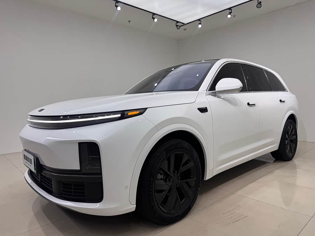 Li Auto L7