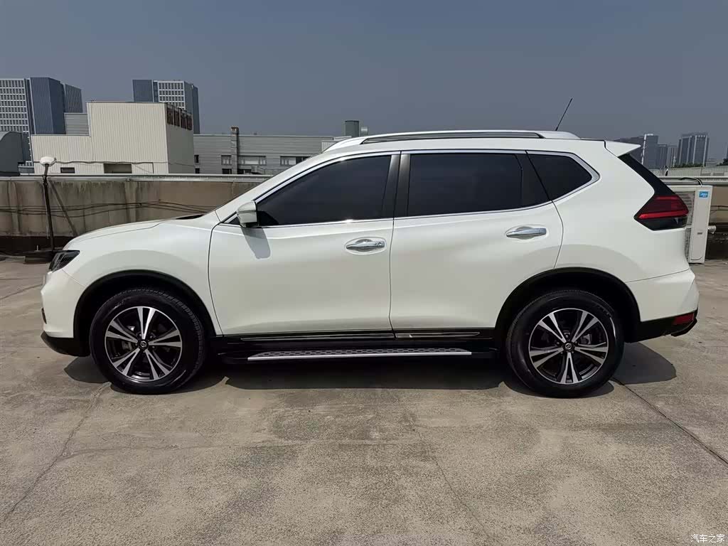 Nissan X-Trail, 2018 4