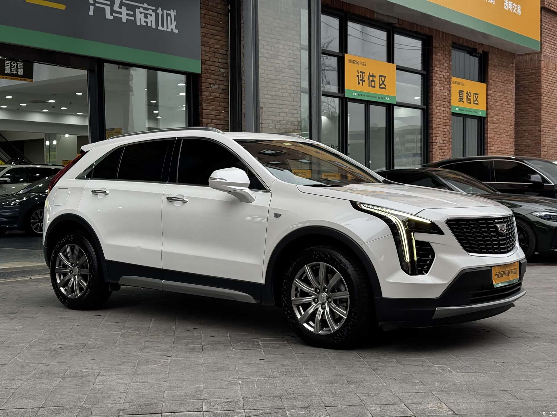 Cadillac XT4, 2020 3