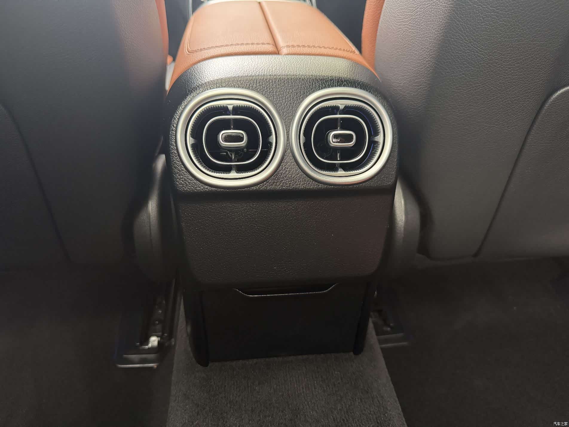Mercedes-Benz C-Class, 2022 18