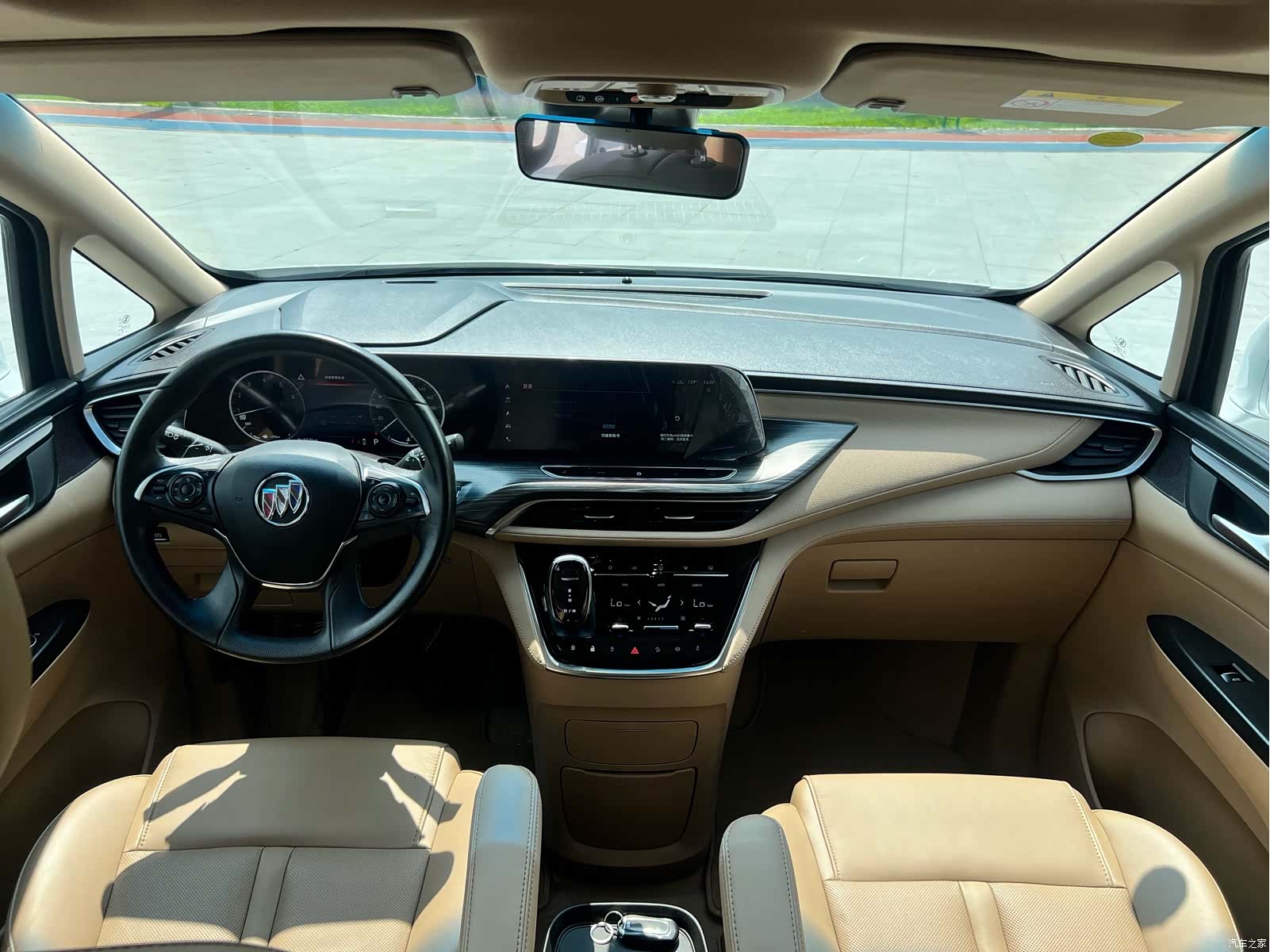 Buick GL8, 2020 6